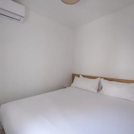 Résidence Clignancourt Apartahotel