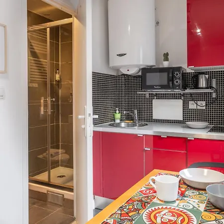 Apartahotel Résidence Clignancourt 3*