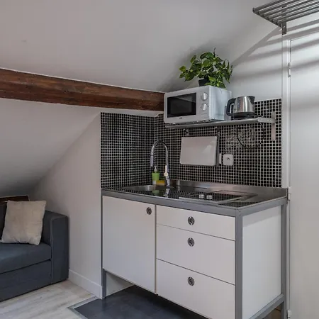 레지당스 클리냥쿠르 3* 파리